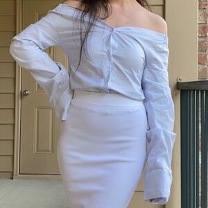 Jacquemus Off-shoulder Cotton Bleu BlancTop